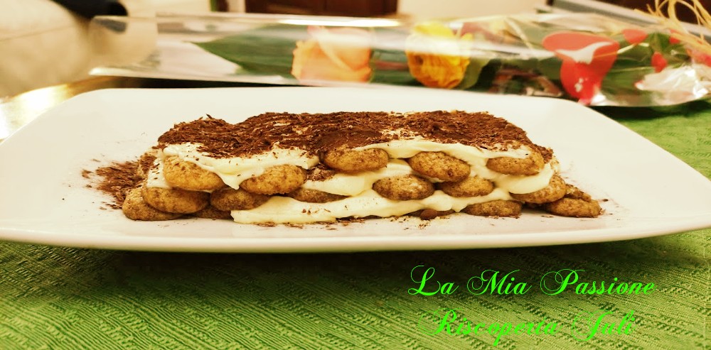 Tiramisu con pavesini al cocco