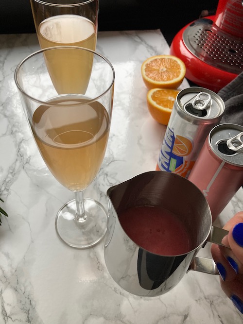 Mimosa Cocktail chetogenico con mirtilli 