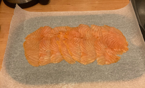 Keto sushi con salmone affumicato