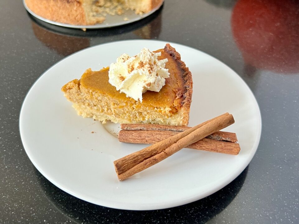 Torta di zucca speziata chetogenica