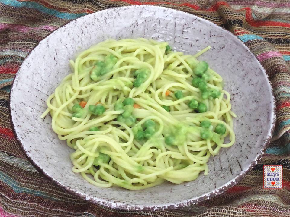 Pasta Con Crema Di Piselli Ricetta Facile Di Kissthecook 