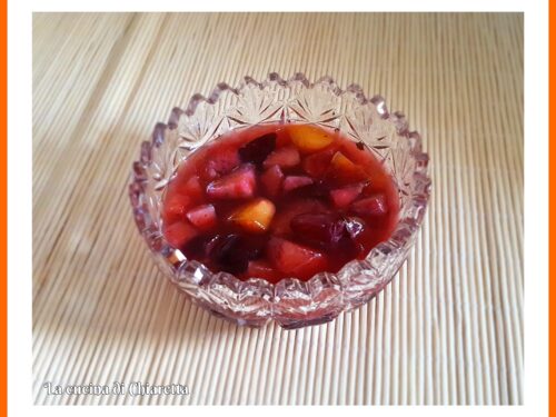 Macedonia di frutta rossa
