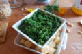 PESTO DI PREZZEMOLO PRONTO IN 5 MINUTI: LA RICETTA FACILE ED ECONOMICA
