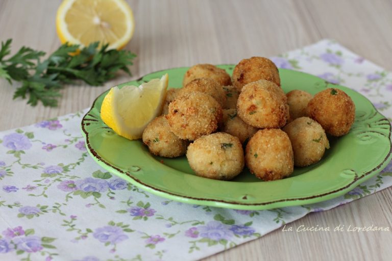 Polpette Di Pesce E Patate Piccole Bont Da Mangiare In Un Solo Boccone