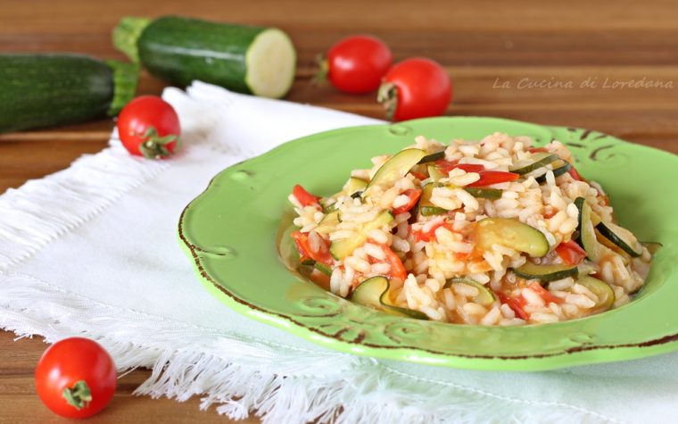 Risotto con zucchine e pomodori Risotto con zucchine e pomodori