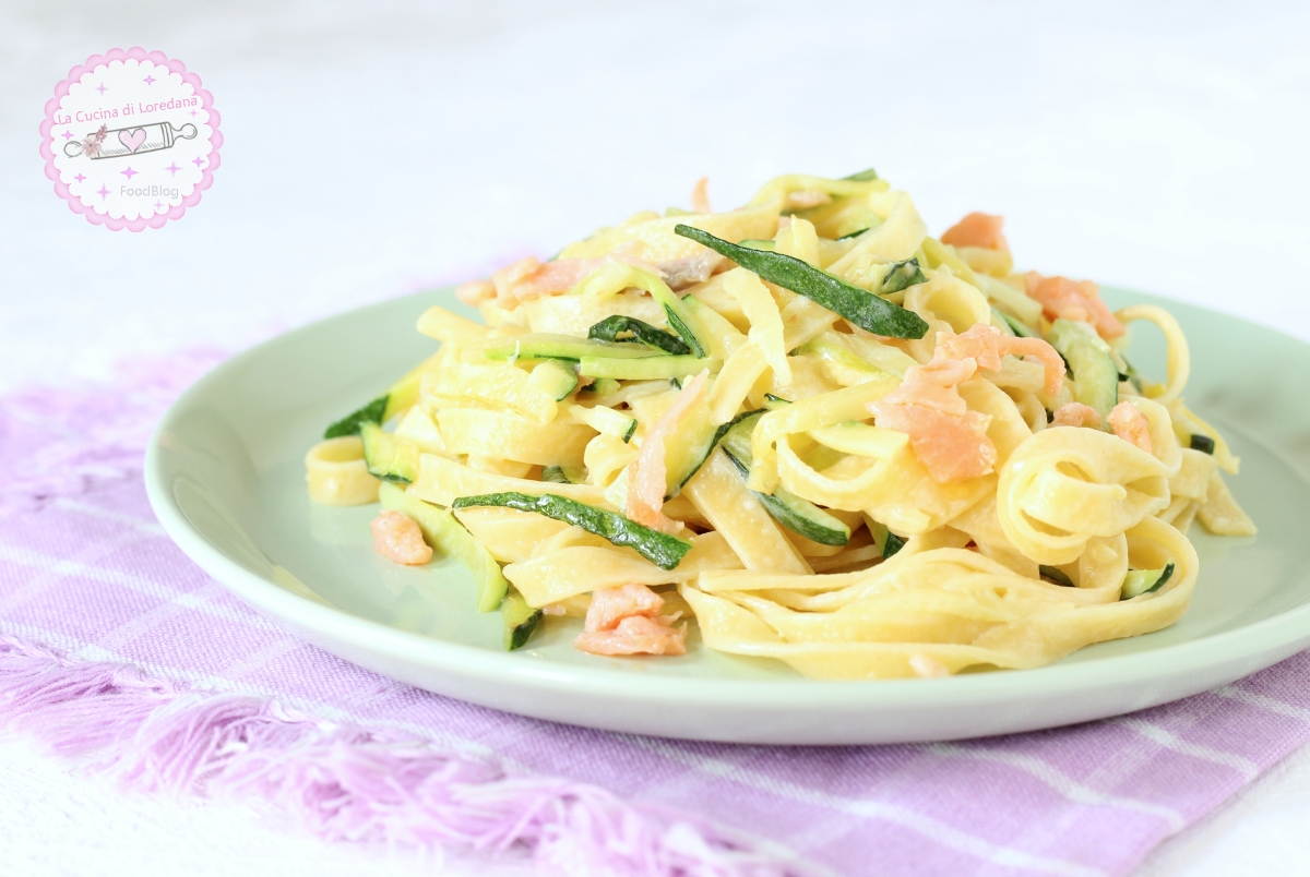 pasta panna e salmone e zucchine