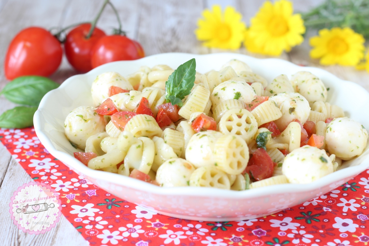 pasta fredda con pomodori