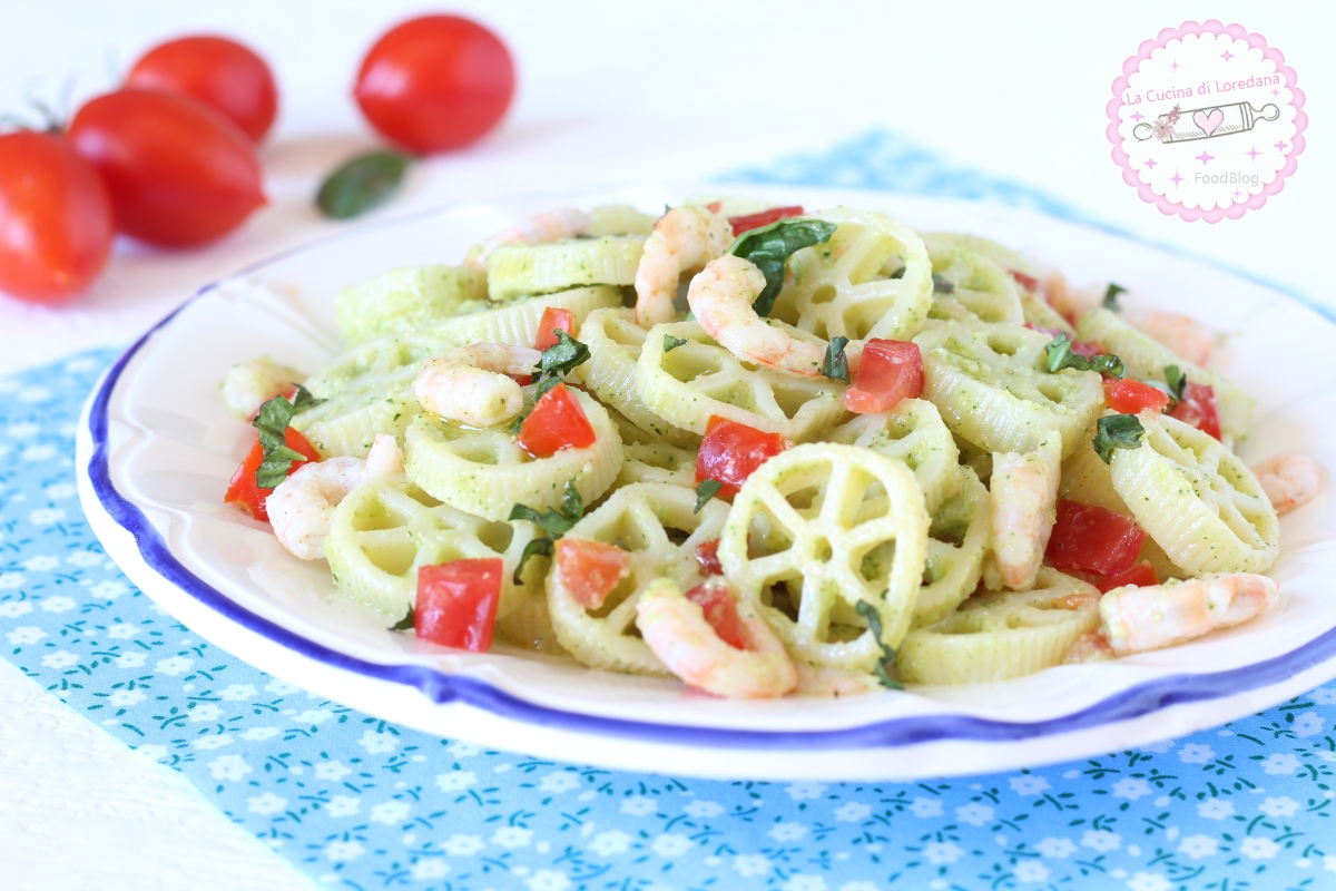 pasta fredda con pesto di zucchine