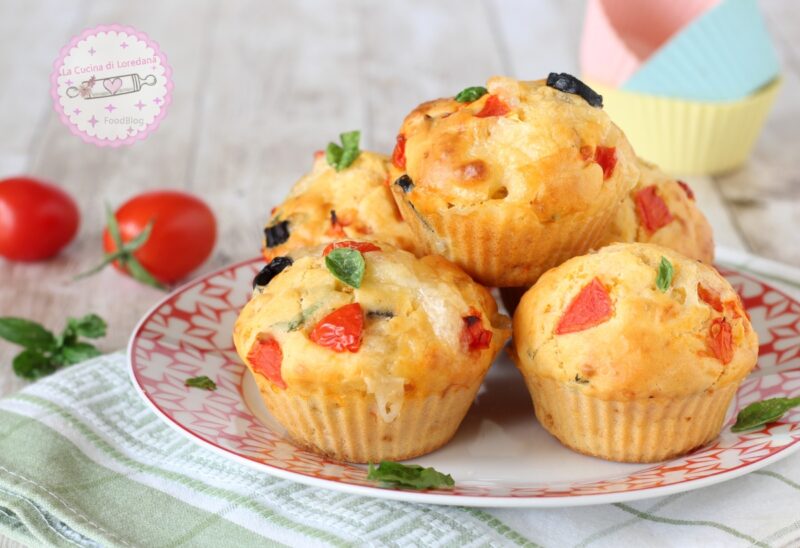 muffin salati con pomodorini