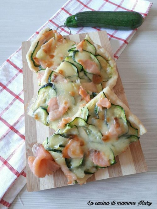 Pizza con zucchine e salmone_2