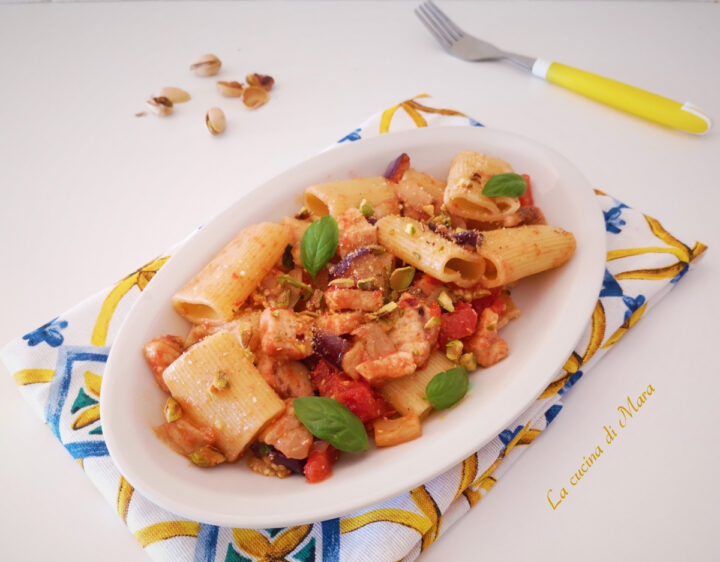 Paccheri con pesce spada e melanzane