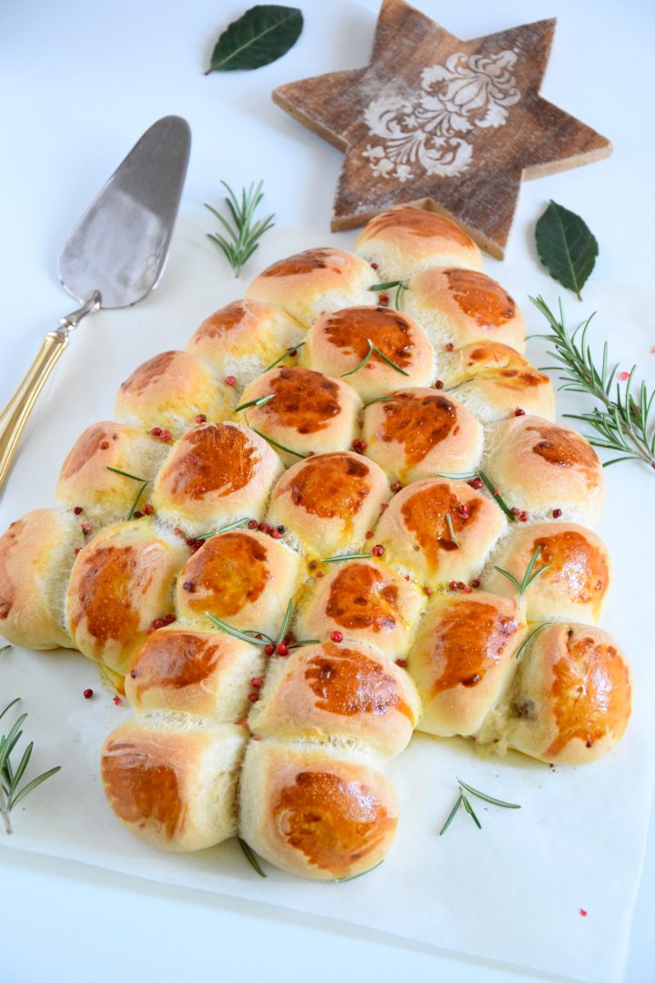 Albero di mini panini alle olive taggiasche