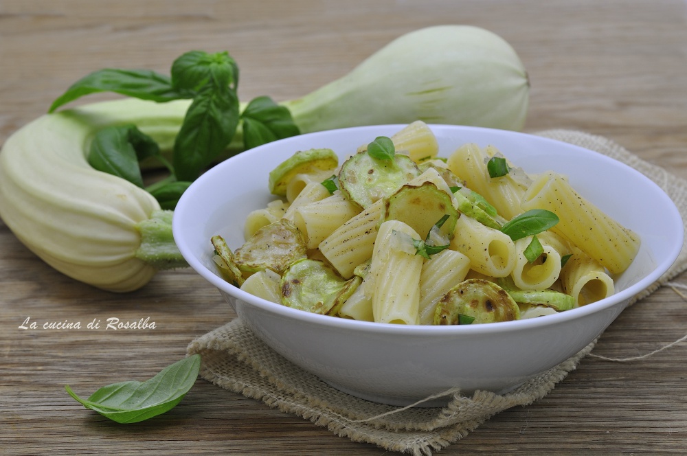 pasta e zucchine napoletana - raccolta di ricette con le zucchine