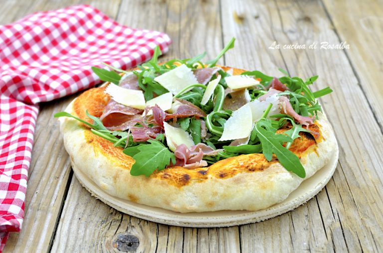 PIZZA CON PROSCIUTTO CRUDO E RUCOLA La cucina di Rosalba