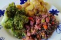 Riempi i tuoi pasti di colore e goditi i sapori con broccoli e carne macinata.