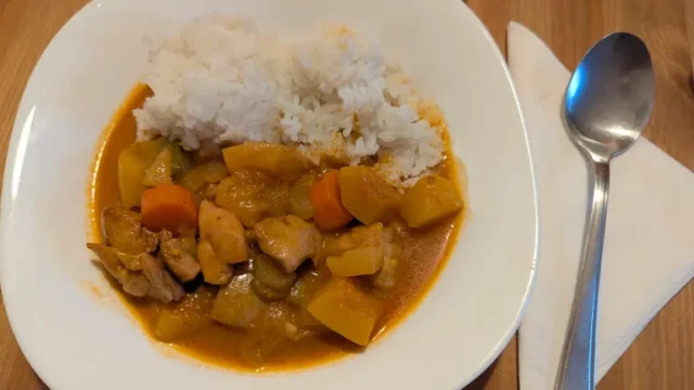 curry con pollo e zucca.