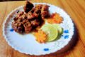 Ingredienti e consigli per cucinare arrosto il pollo di fattoria.