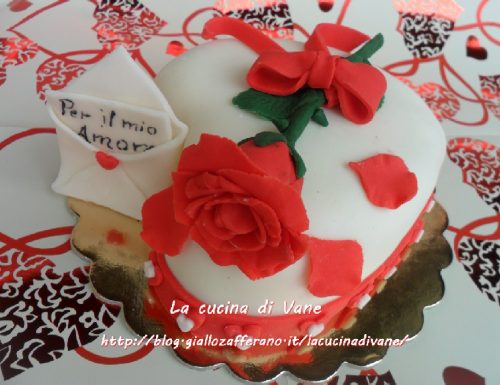 Red velvet cake decorata per San Valentino