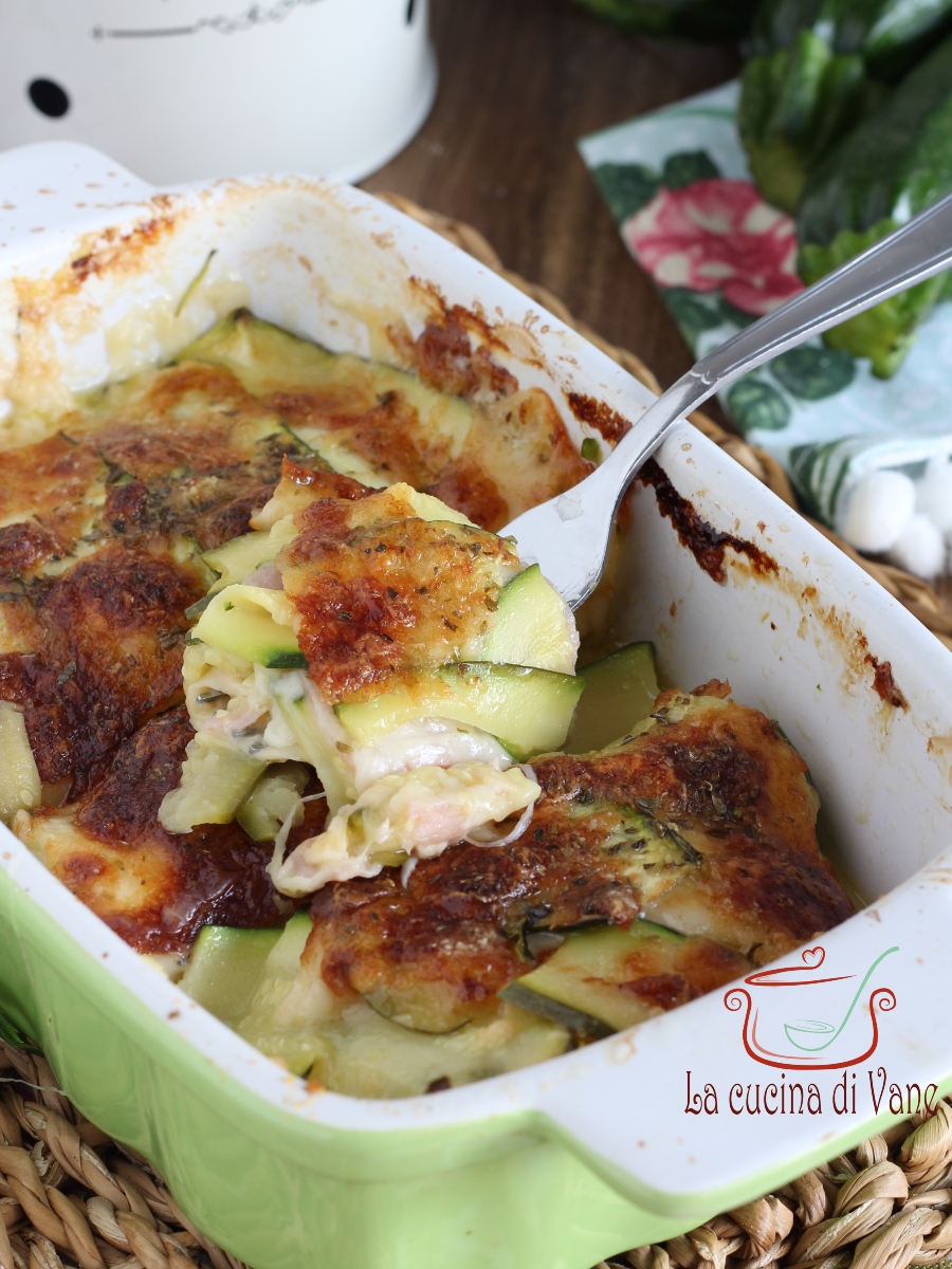 Tortino di zucchine al forno con prosciutto e formaggio ricetta facile