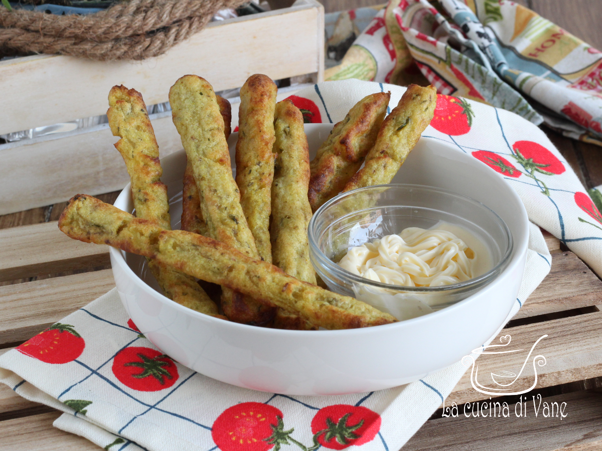 BASTONCINI DI PATATE CROCCANTI