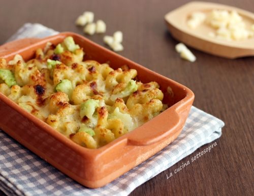 Pasta al forno cremosa ai cavolfiori