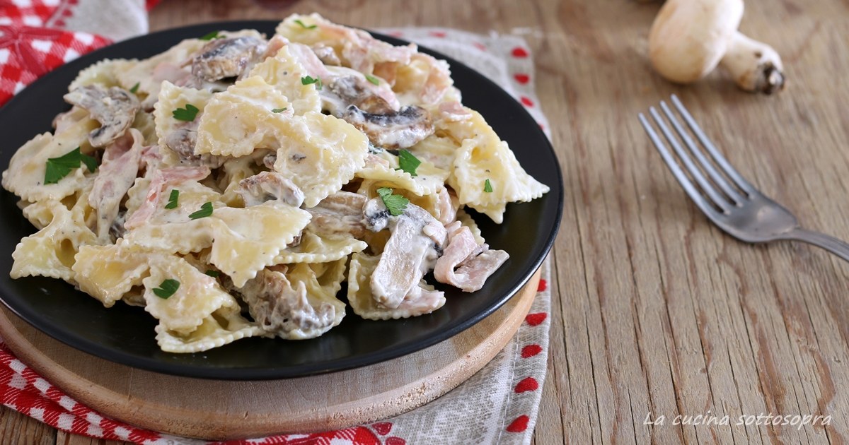 Pasta cremosa prosciutto e funghi - senza panna - La cucina sottosopra