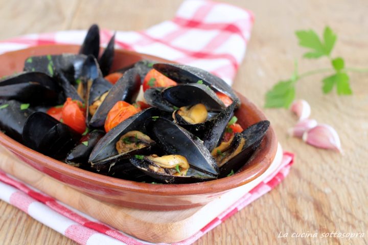 impepata di cozze con pomodorini antipasto