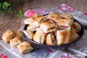 salatini di sfoglia con salame