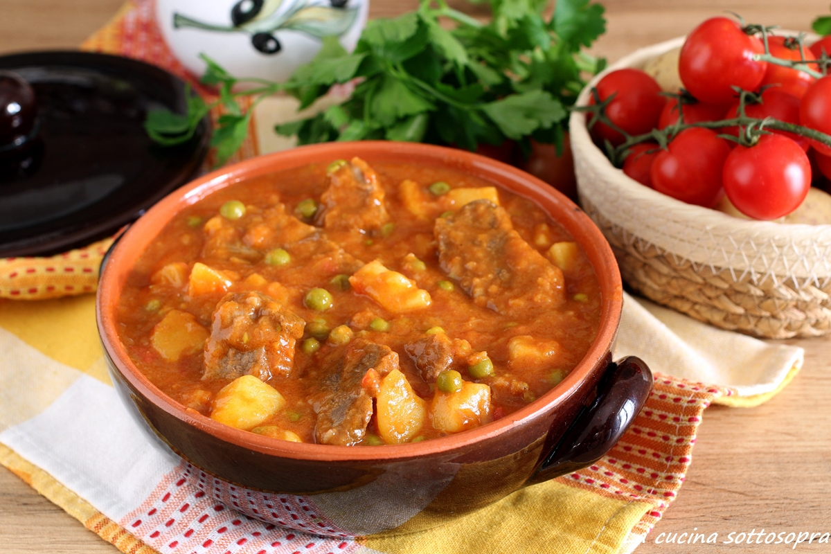 spezzatino con patate e piselli