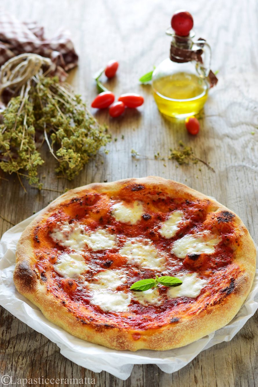 Pizza con lievito madre-ricetta 24 h di lievitazione