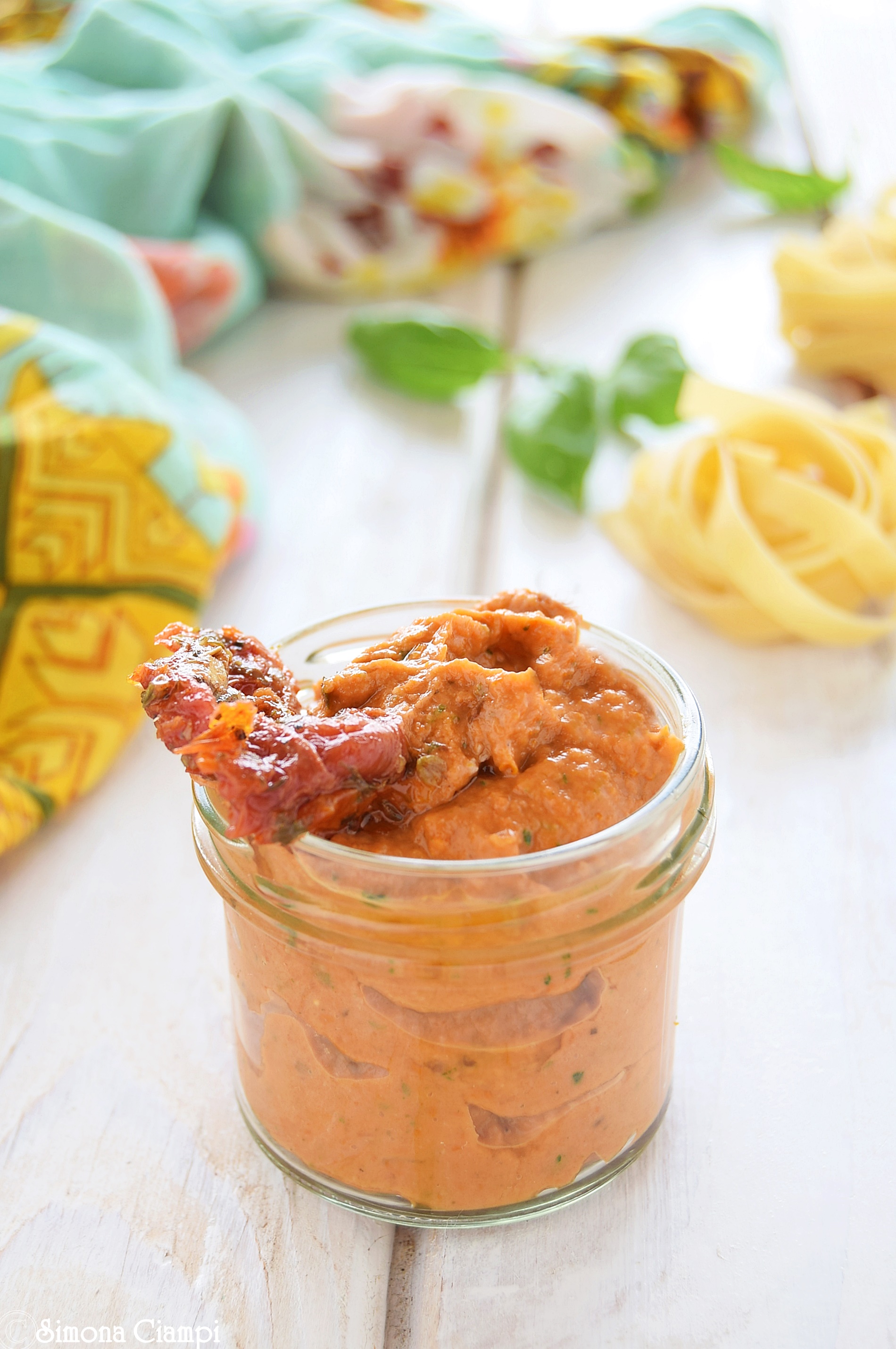 Pesto di pomodori secchi ricetta veloce Lapasticceramatta