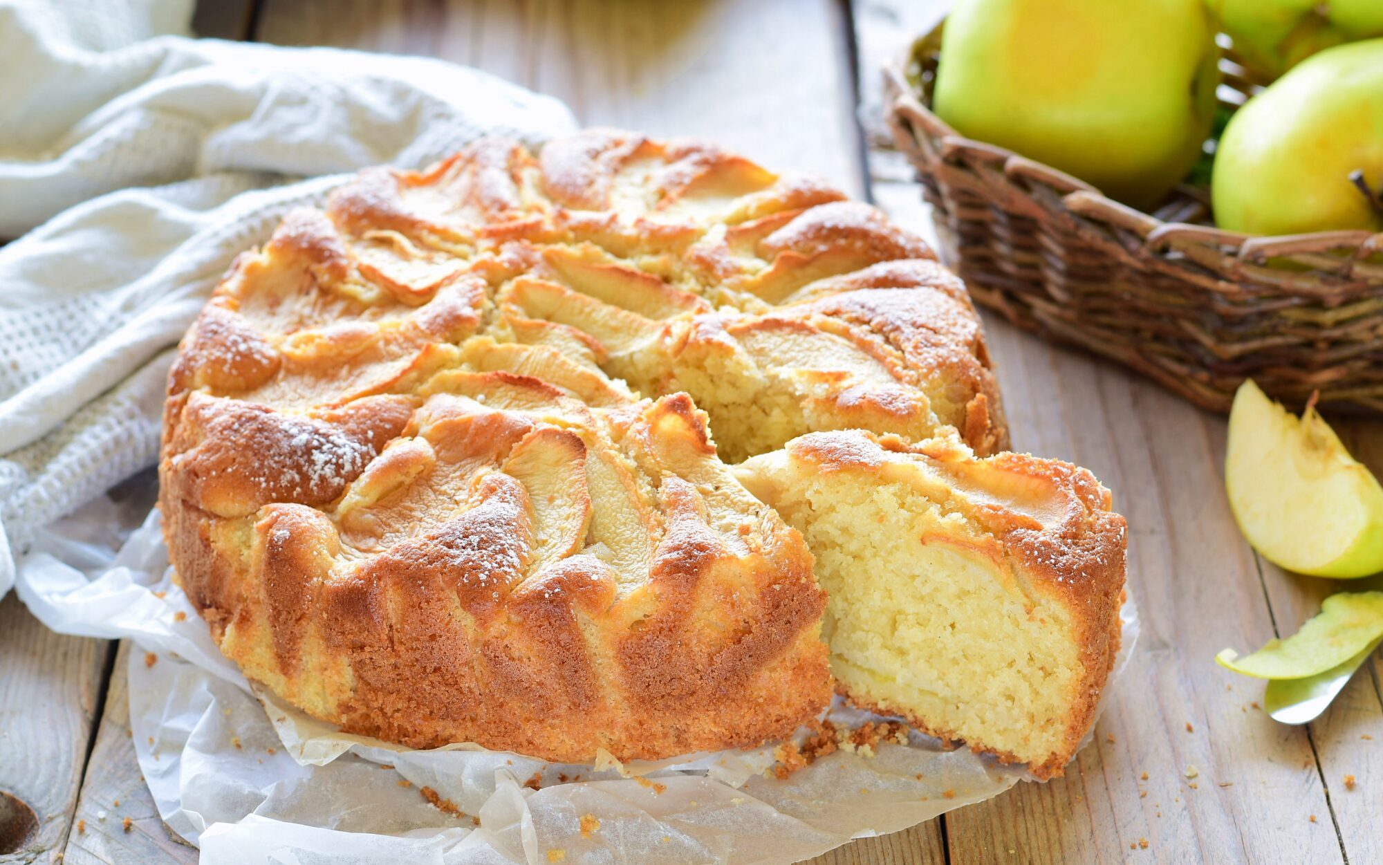 Torta di mele velocissima in 10 minuti- senza fruste elettriche