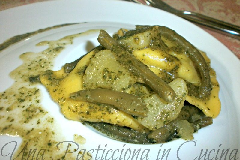 Ravioli di Carne al Pesto con Patate e Fagiolini Ricetta