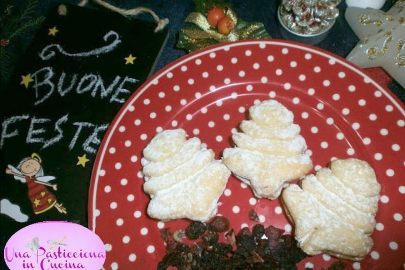 Biscotti Natalizi a forma di Alberi di Natale Ricetta