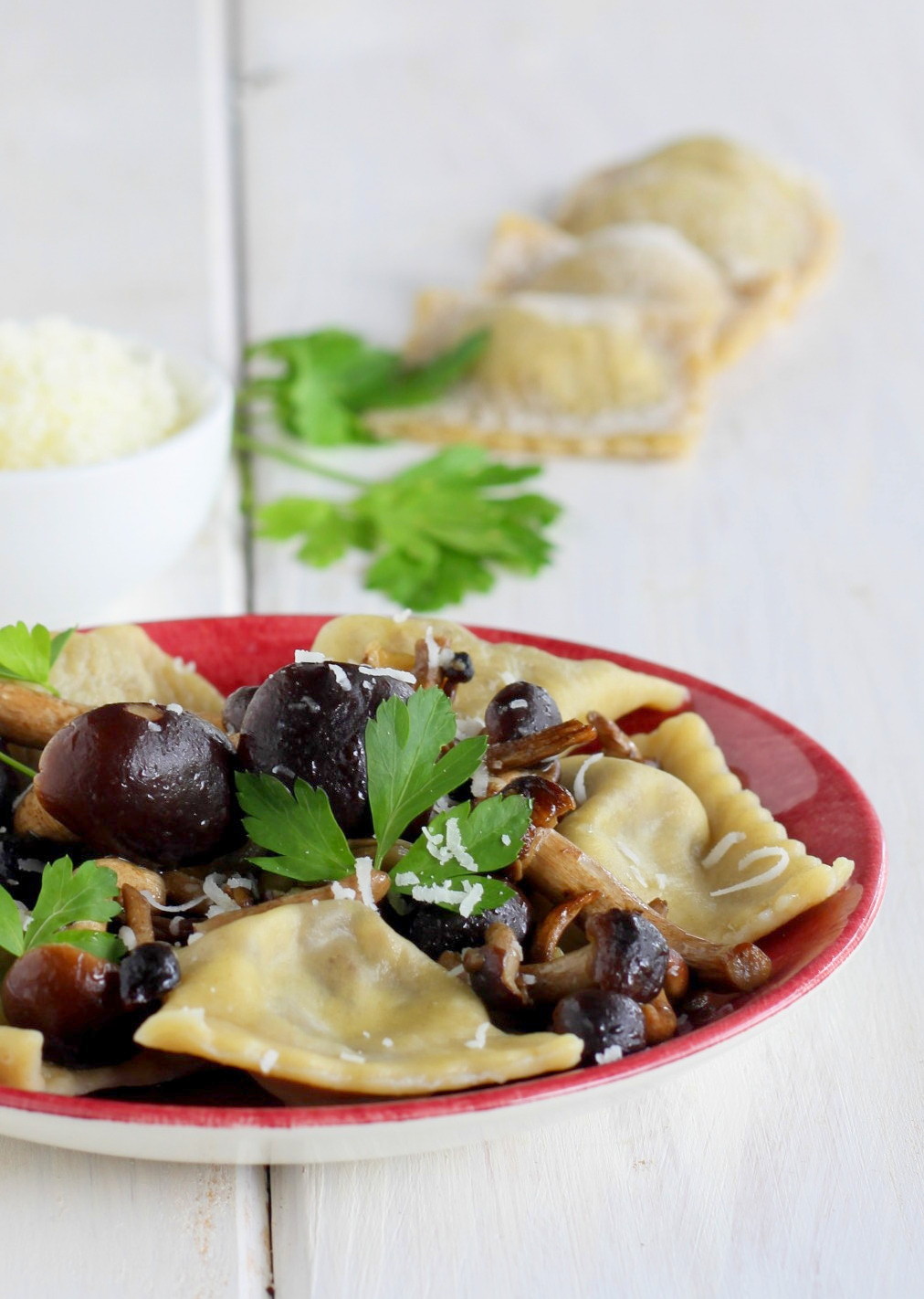 Agnolotti con sugo ai funghi apparentemente difficili da realizzare