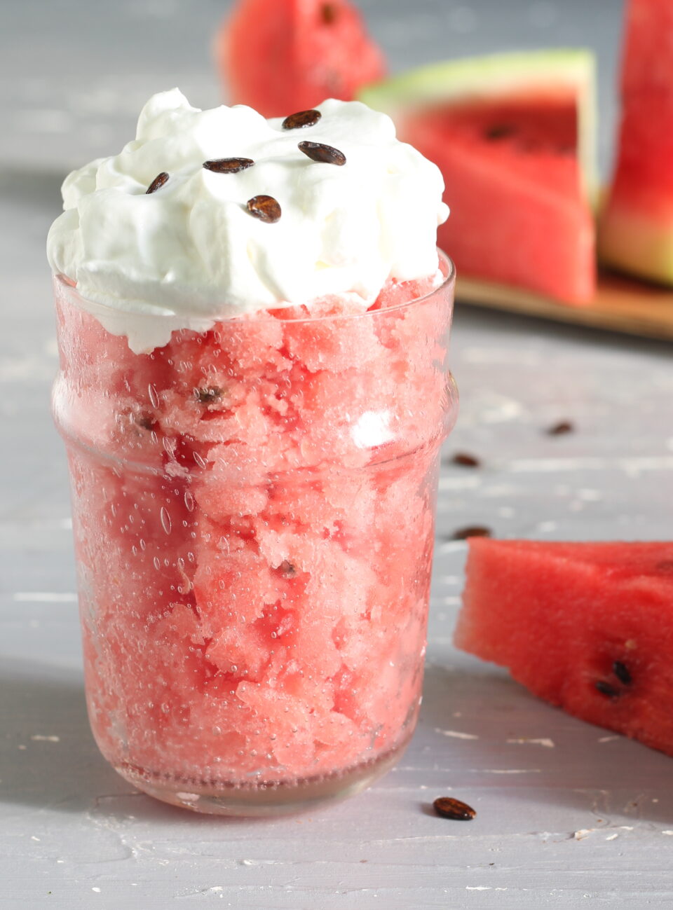 Granita di cocomero con panna