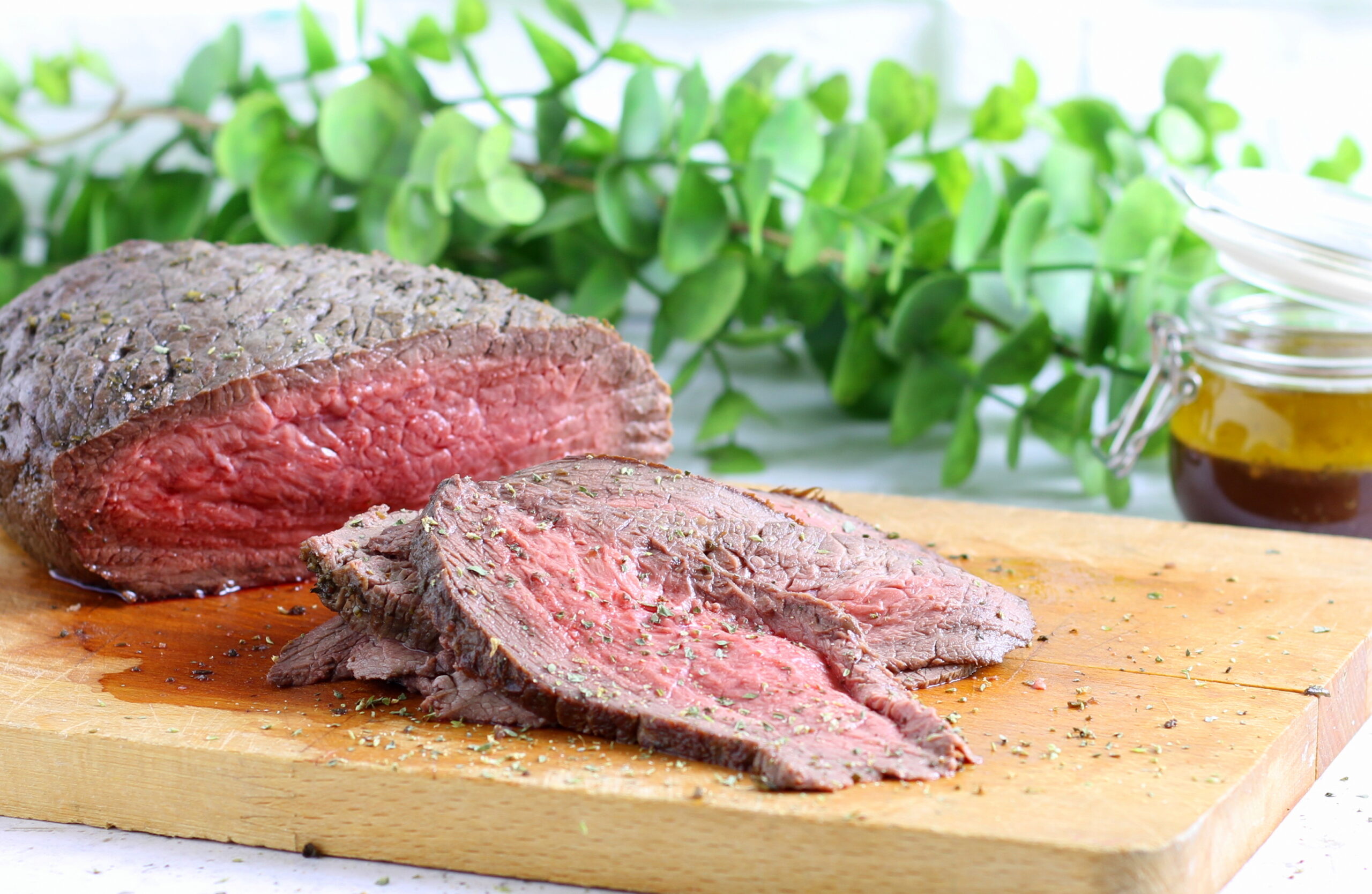 Roast beef cotto in pentola a pressione