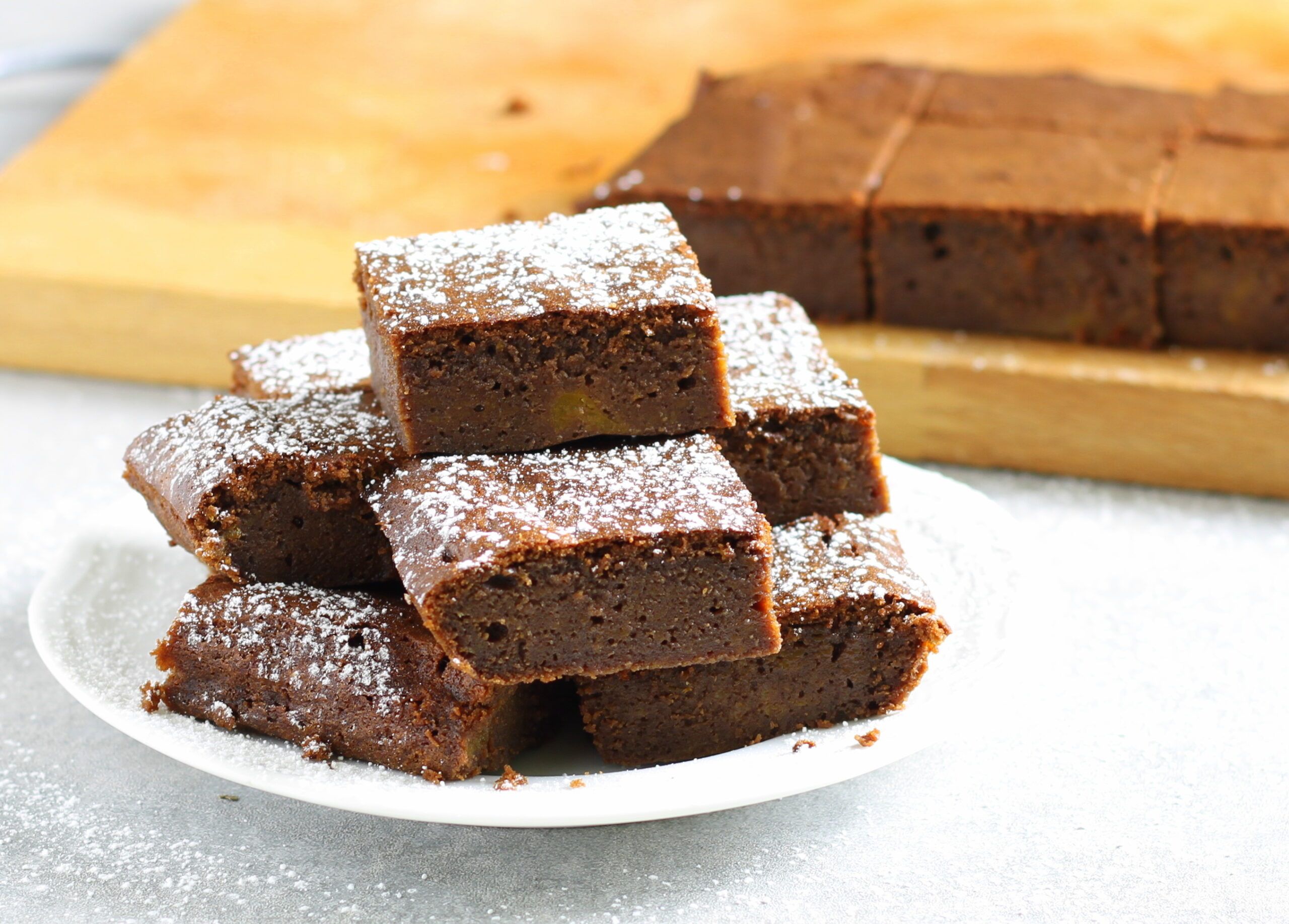 Brownies alla zucca e cioccolato: morbidi, fondenti e irresistibili
