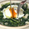 Agretti rosolati con uova in camicia