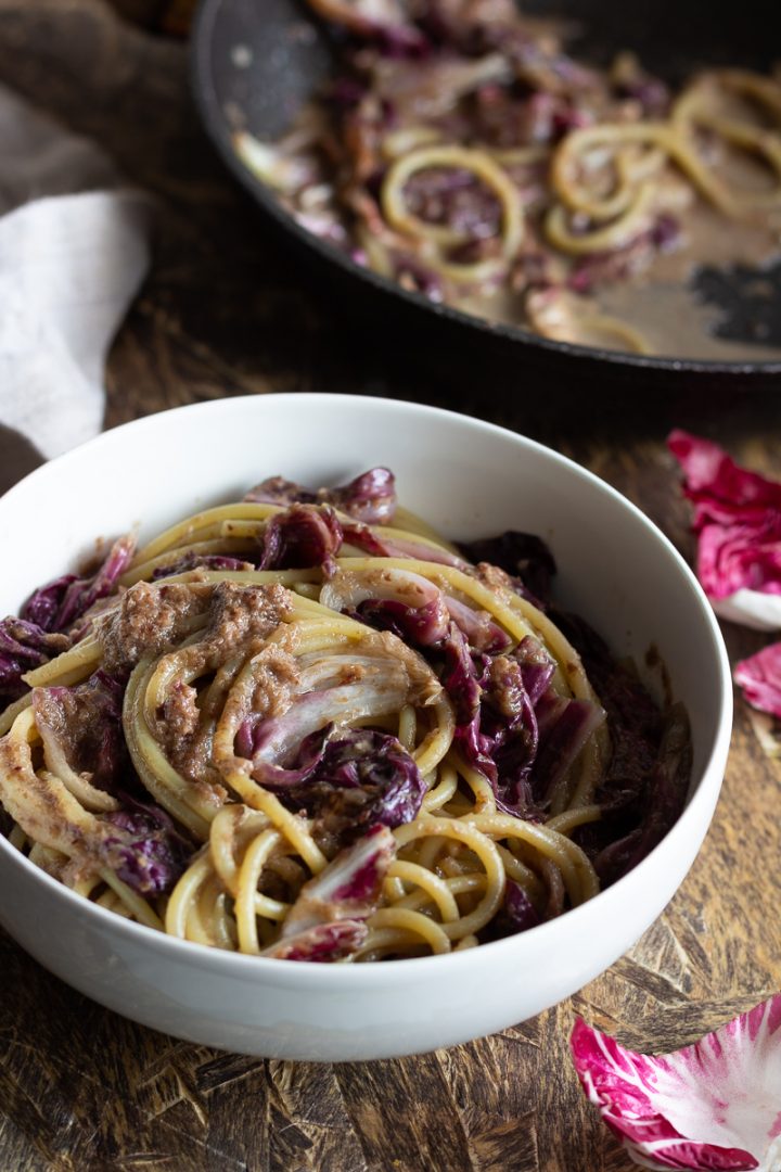 Pasta Al Radicchio, Ricetta Light Semplice E Velocissima