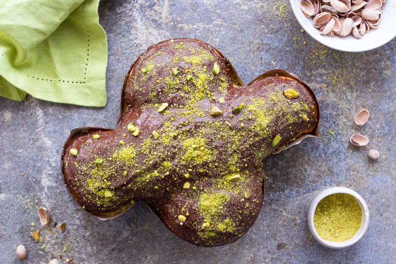 Colomba al cioccolato e pistacchio