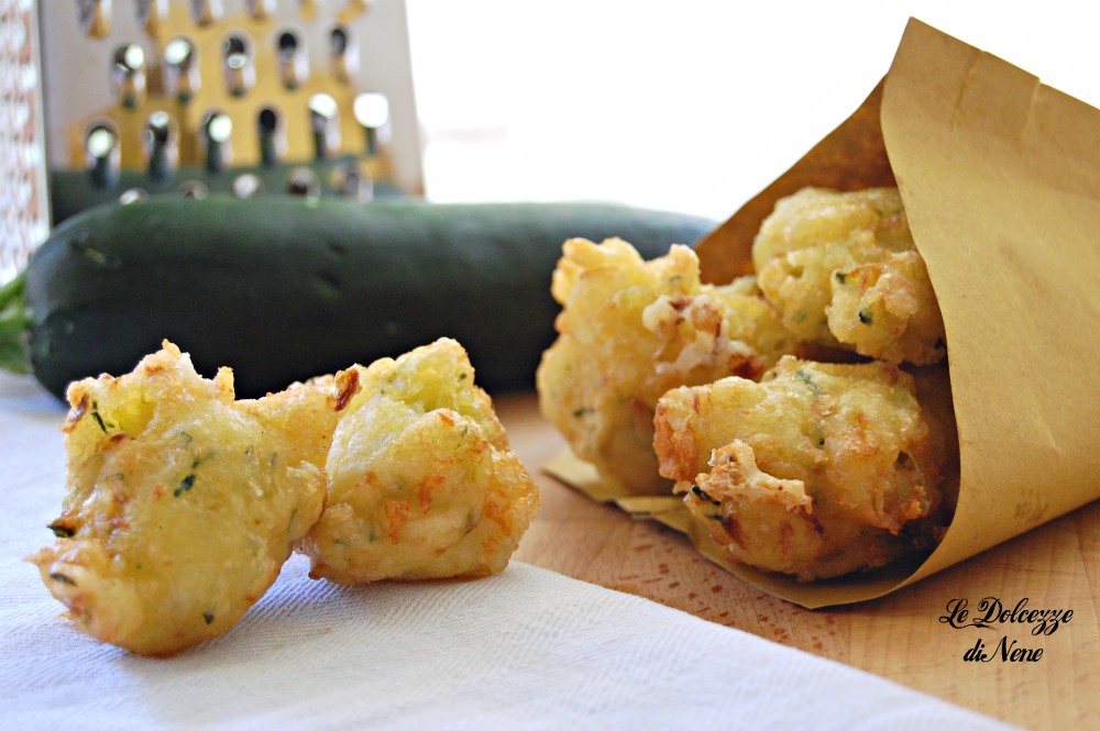 FRITTELLE DI ZUCCHINE E MOZZARELLA Ricetta facile con Bimby e senza