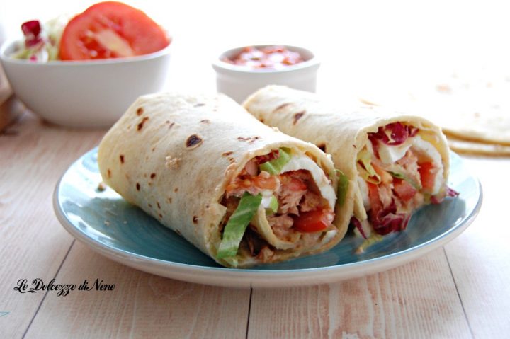 Wrap alla caprese con tonno