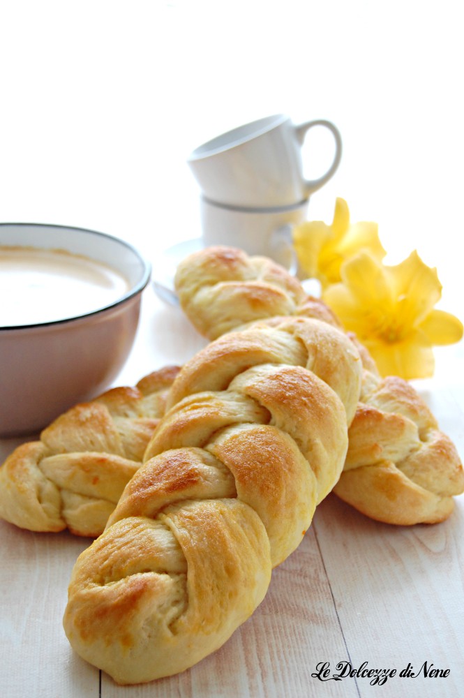 treccine brioche alla panna