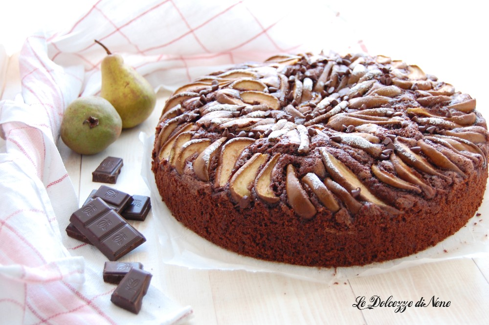 TORTA MORBIDA CON CIOCCOLATO E PERE ricetta classica