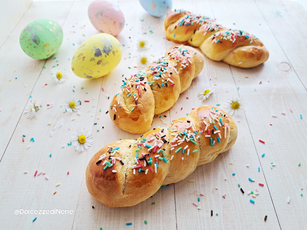 Brioche treccine di Pasqua