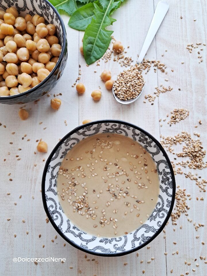 salsa Tahina cos'è, come si fa, e a cosa si usa