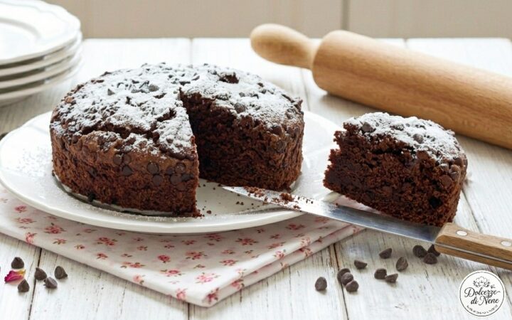torta al cioccolato senza lattosio e senza uova