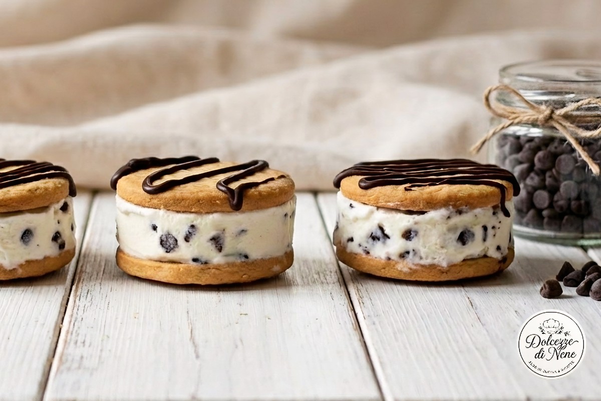 biscotto gelato panna e cioccolato