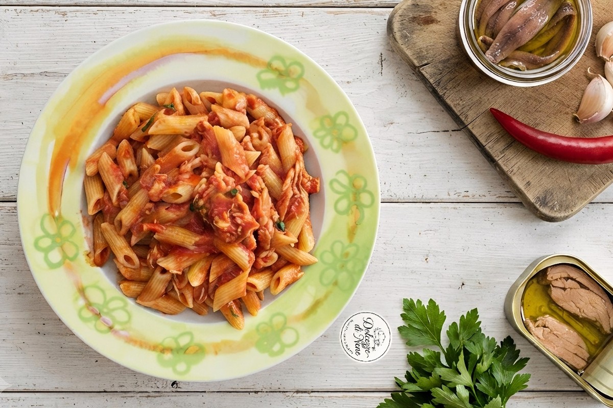 pasta al sugo di tonno